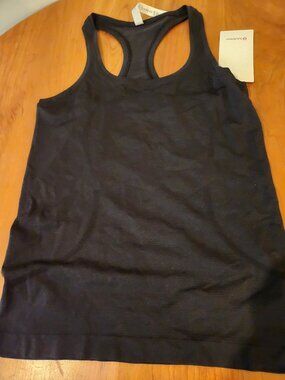 Lululemon Swiftly Tank Racerback 2.0 Black Size 8 New